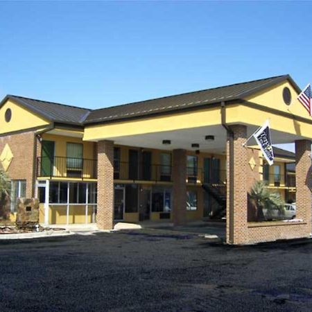 Travelers Inn & Suites Sumter Exterior foto