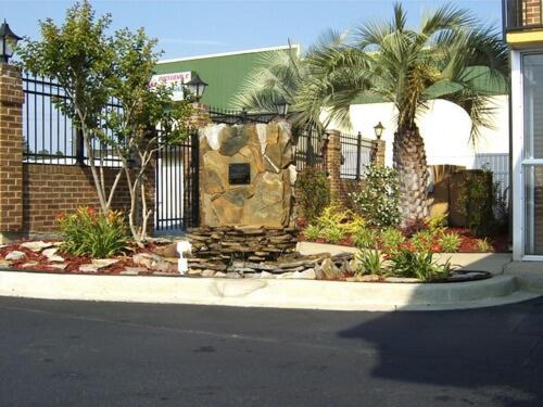 Travelers Inn & Suites Sumter Exterior foto
