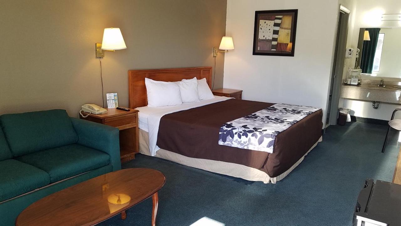Travelers Inn & Suites Sumter Exterior foto